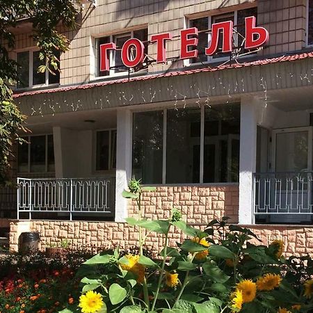 Hotel Kozatsky On Antonova Kiev Esterno foto